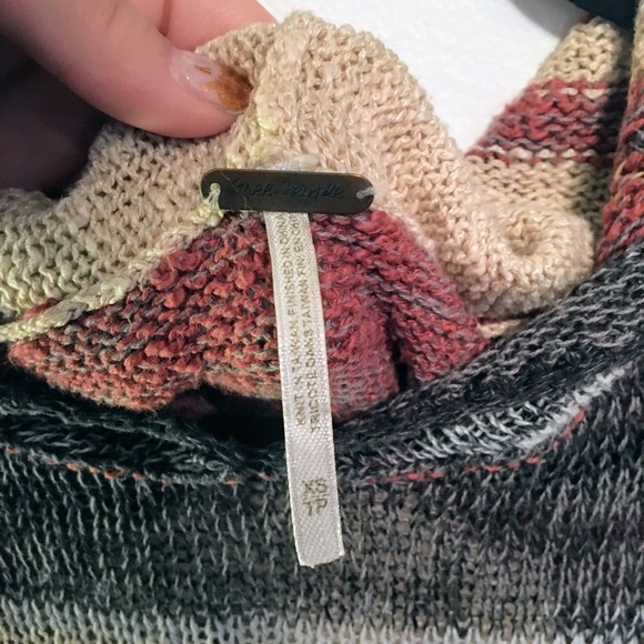 Free People Fringe Tunic Sweatshirt XS Boho Oversized Pullover Multicolor Cozy - Picture 4 of 5